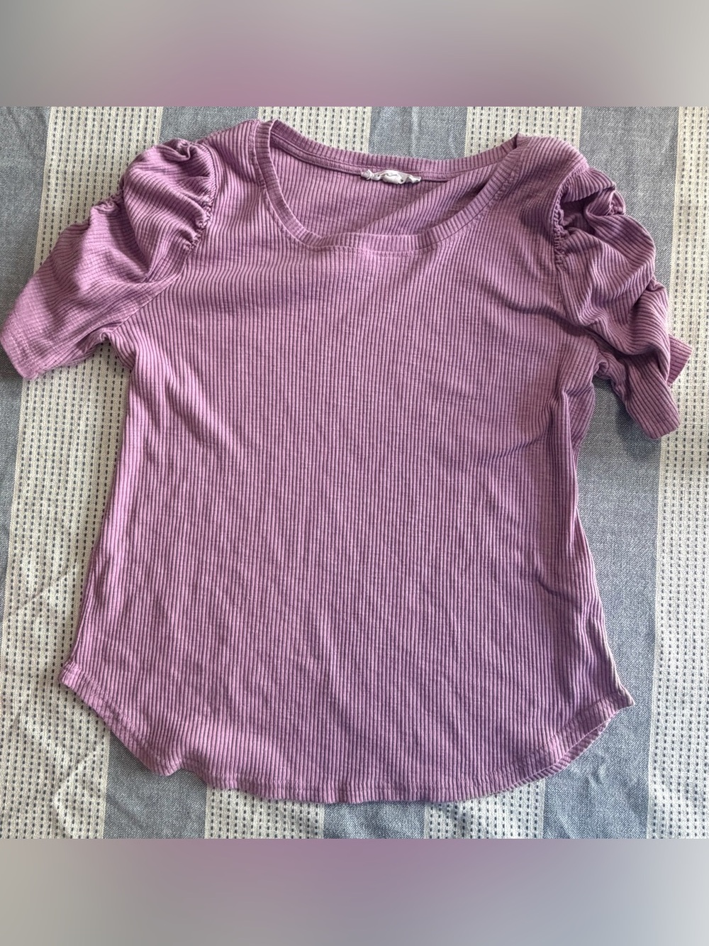 Jane and Delancey Ribbed 3/4 Length Puff-Sleeve Top in Mauve